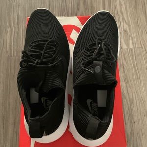 Nike Roshe Flyinit V2